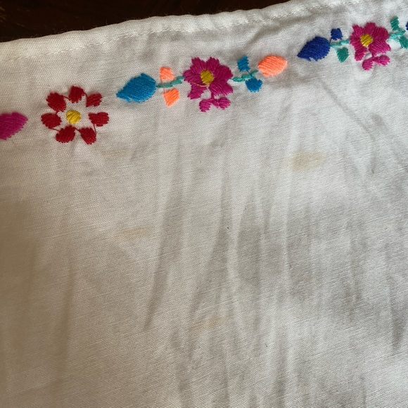 Off The Shoulder Dress - Picture 4 of 7